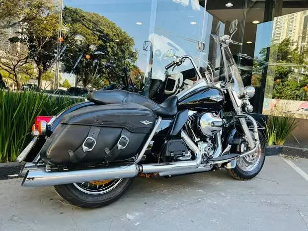 Harley Davidson Touring Road King Classic