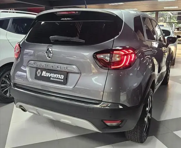 Renault CAPTUR 1.6 16V SCE FLEX BOSE X-TRONIC