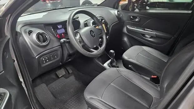 Renault CAPTUR 1.6 16V SCE FLEX BOSE X-TRONIC