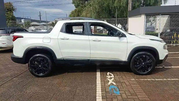 Fiat TORO 1.3 TURBO 270 FLEX VOLCANO AT6