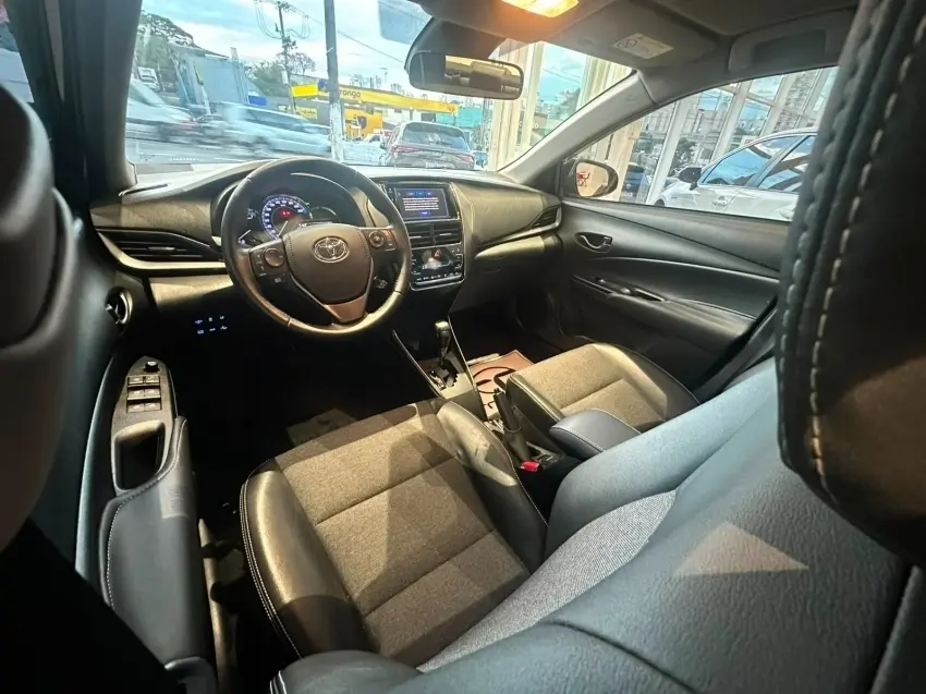 galeria YARIS