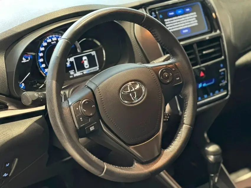 galeria YARIS