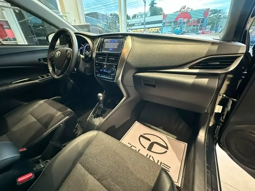 galeria YARIS