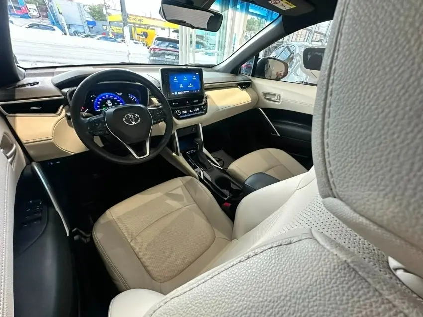 galeria COROLLA CROSS