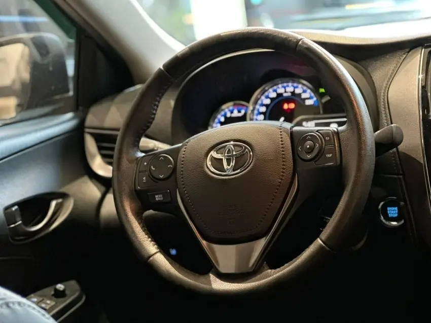galeria YARIS