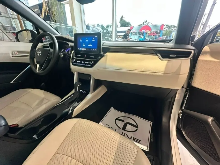 galeria COROLLA CROSS