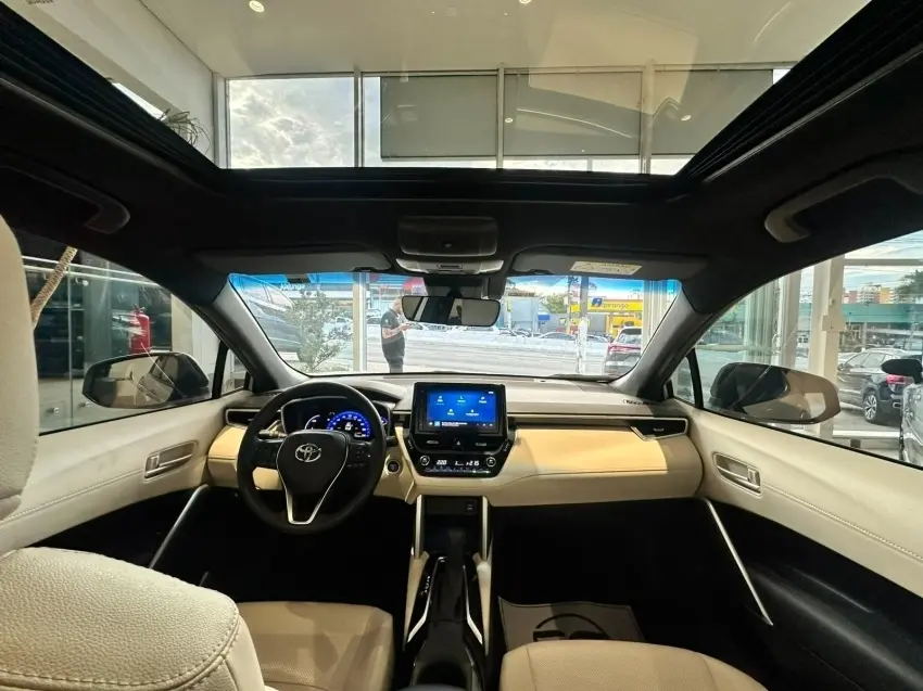galeria COROLLA CROSS