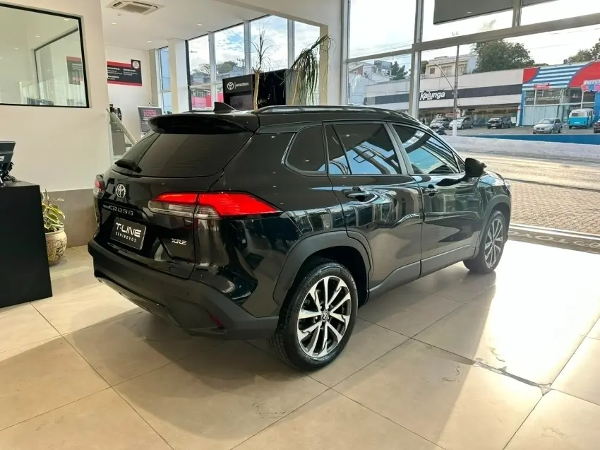 galeria COROLLA CROSS
