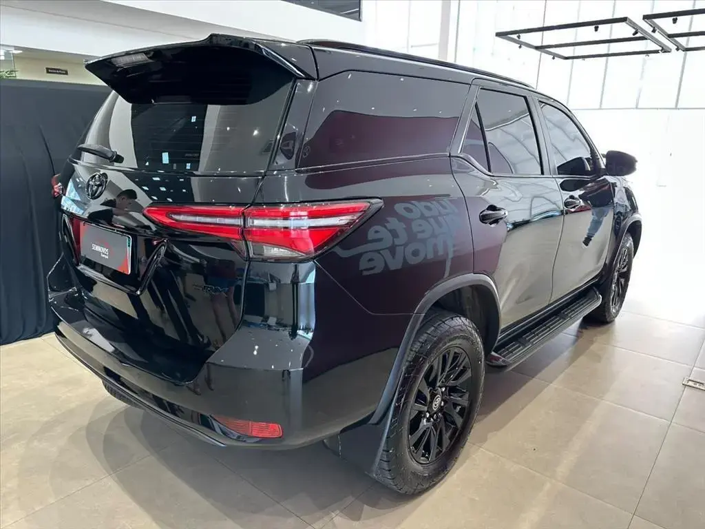 galeria HILUX SW4