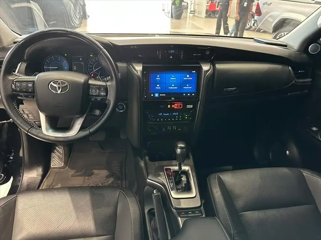galeria HILUX SW4