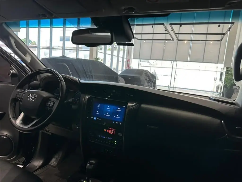 galeria HILUX SW4