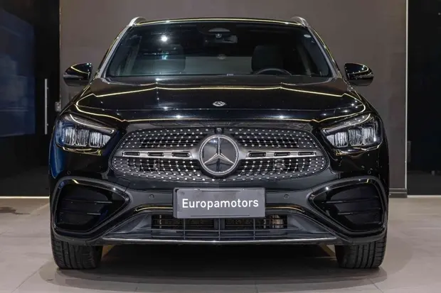 Mercedes Benz GLA 200 1.3 MHEV AMG LINE 7G-DCT