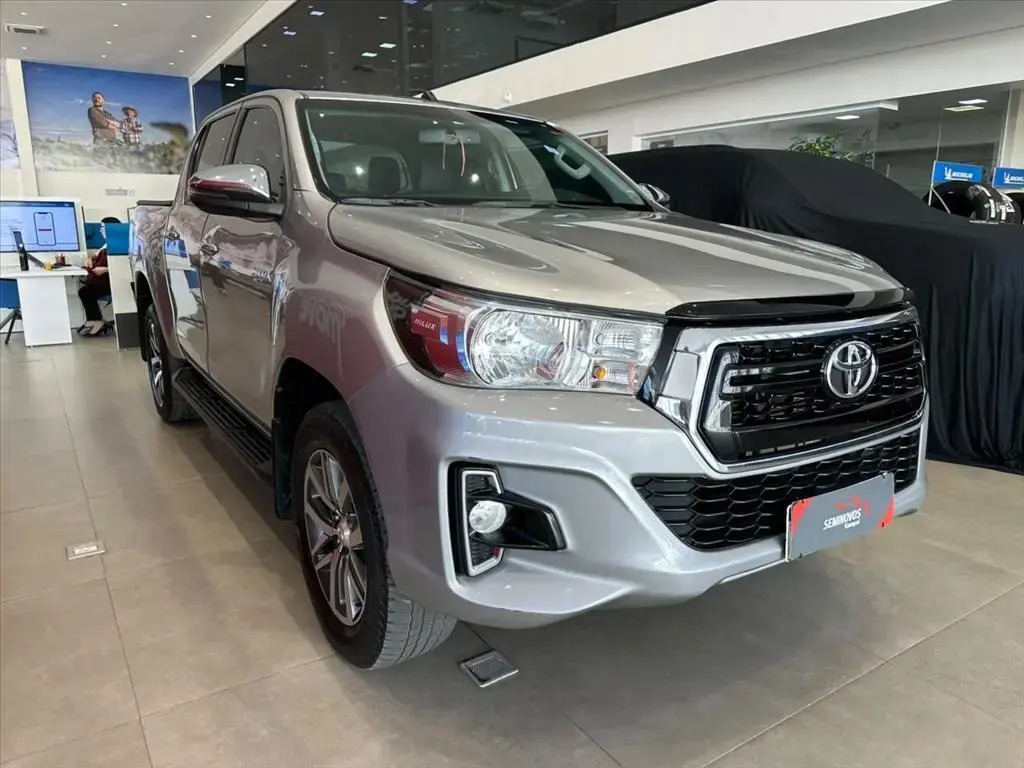 galeria HILUX