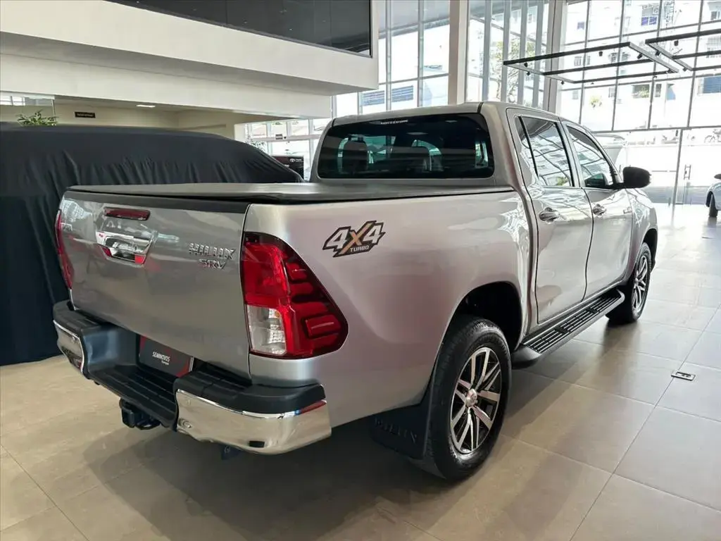 galeria HILUX