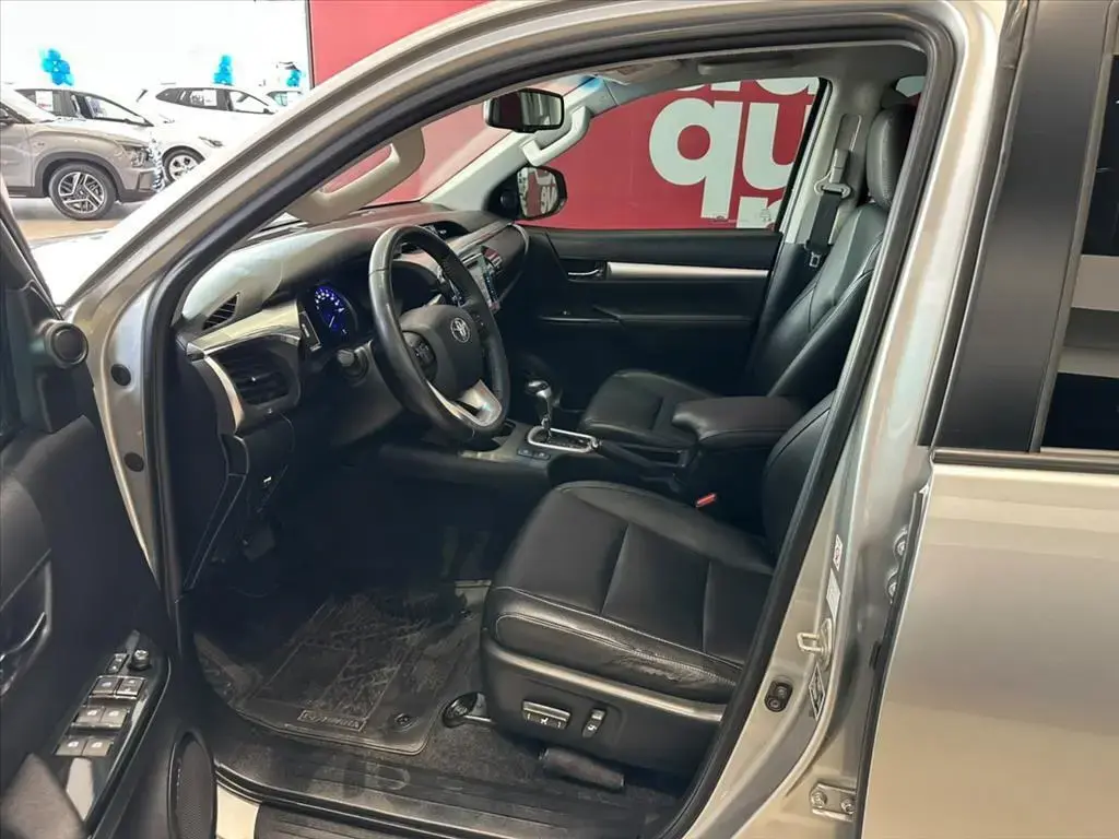 galeria HILUX