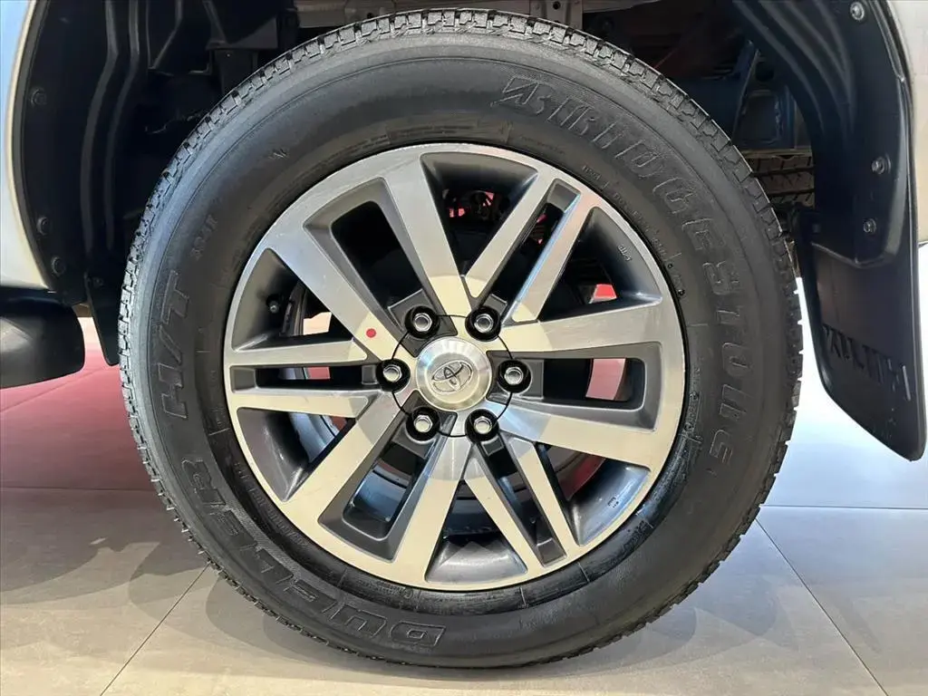 galeria HILUX