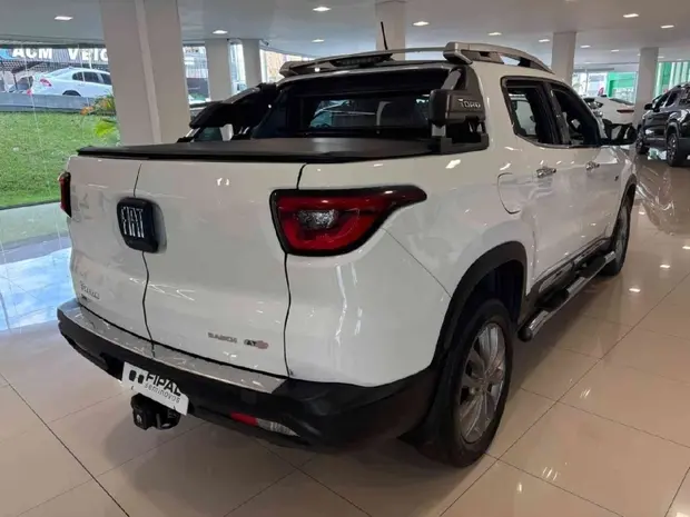Fiat TORO 2.0 16V TURBO DIESEL RANCH 4WD AT9