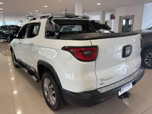 Fiat TORO 2.0 16V TURBO DIESEL RANCH 4WD AT9
