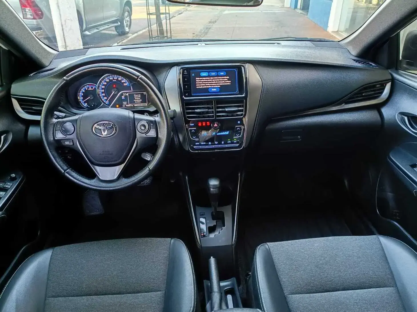 galeria YARIS