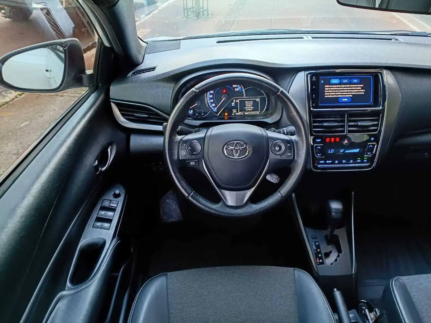 galeria YARIS