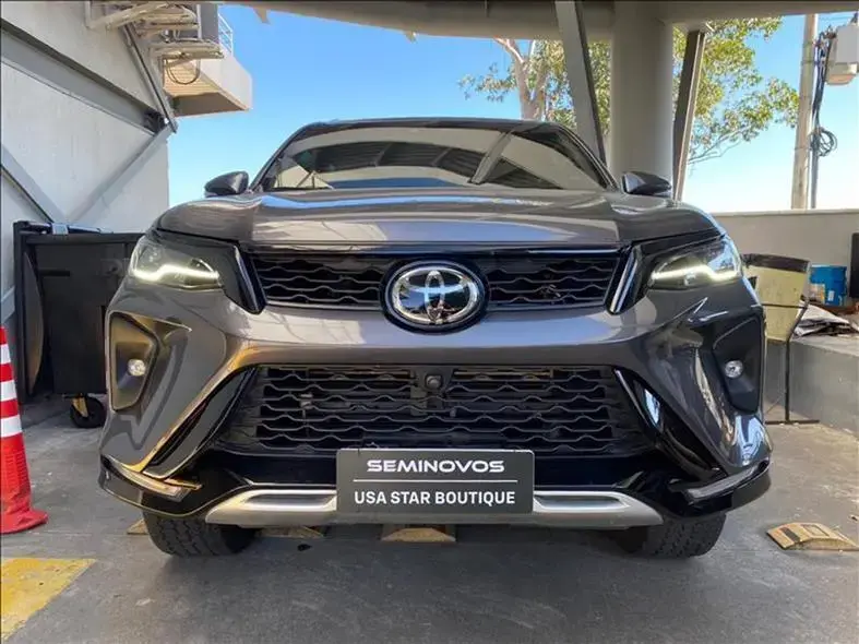 galeria HILUX SW4