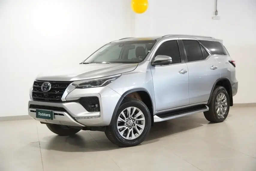 galeria HILUX SW4