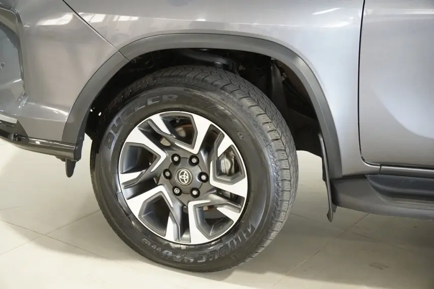 galeria HILUX SW4