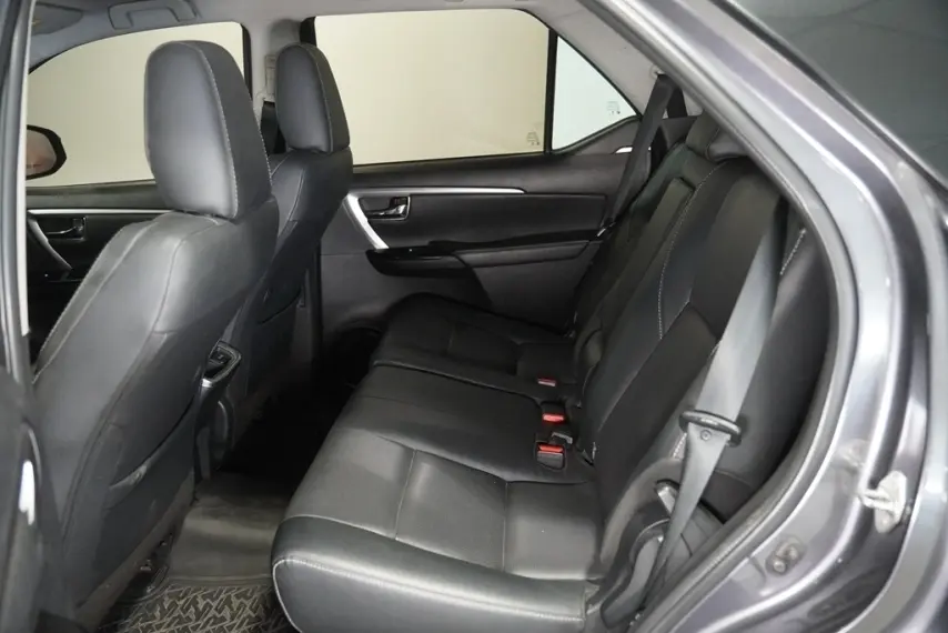 galeria HILUX SW4