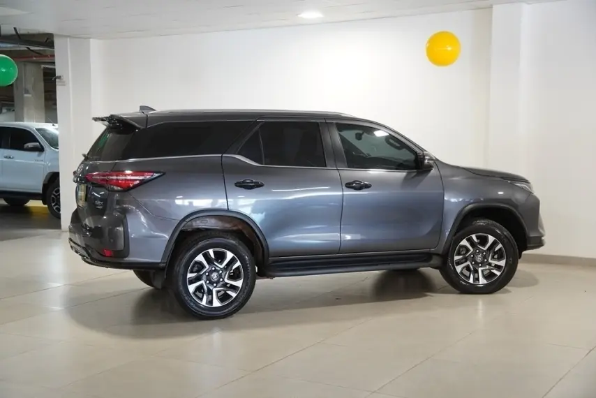 galeria HILUX SW4