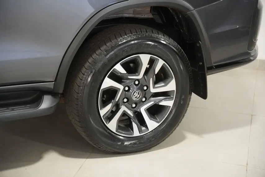 galeria HILUX SW4