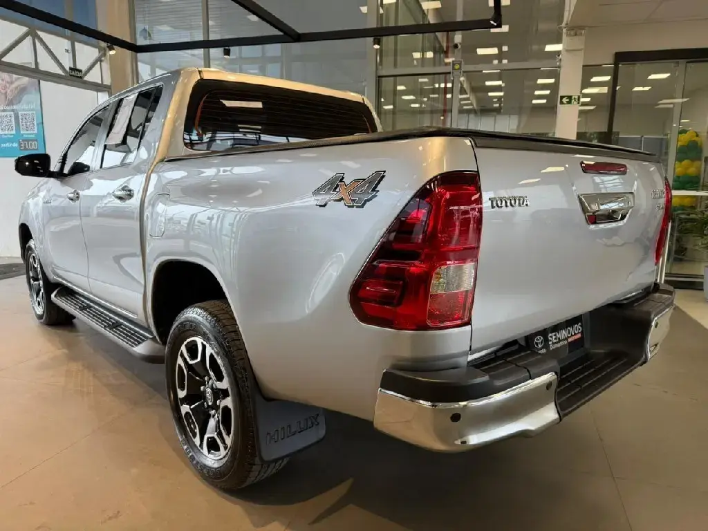 galeria HILUX
