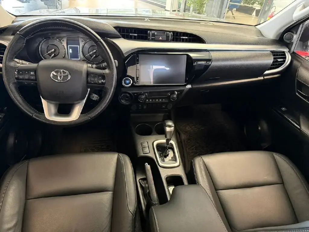 galeria HILUX