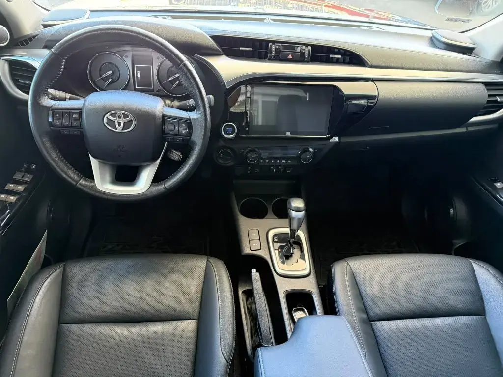 galeria HILUX
