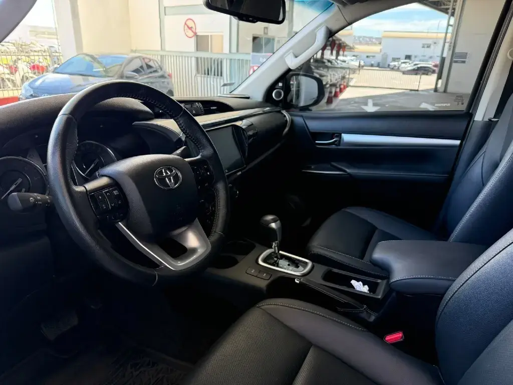 galeria HILUX