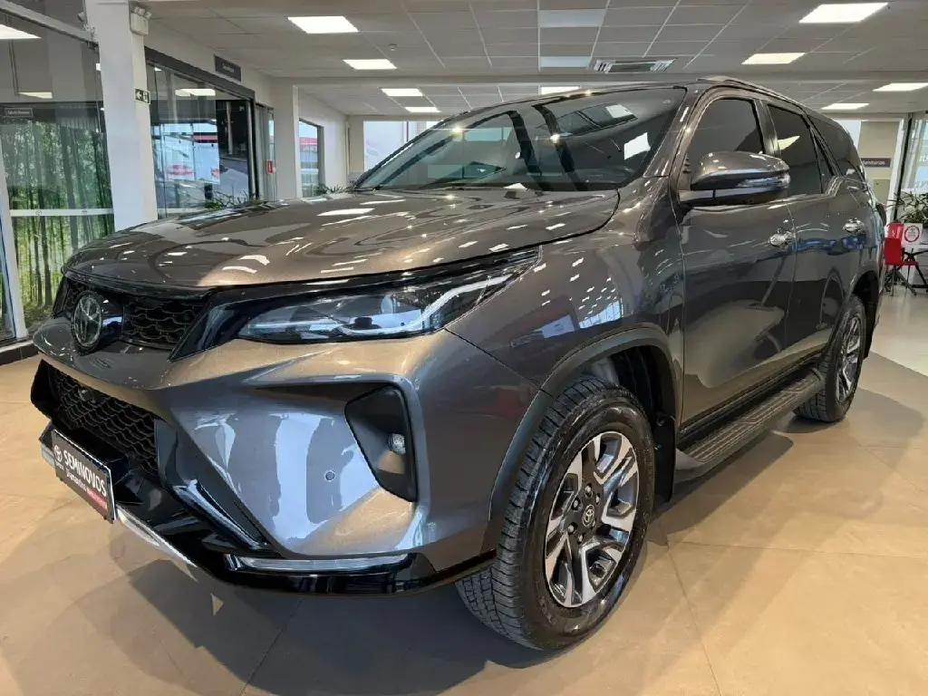 galeria HILUX SW4