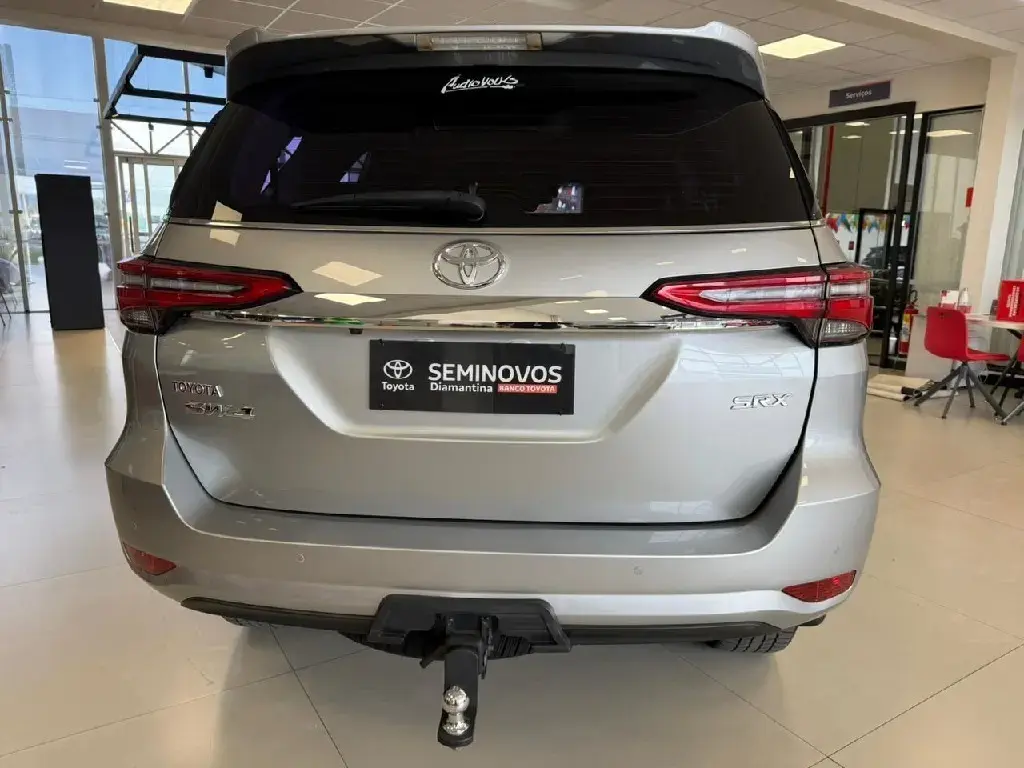 galeria HILUX SW4