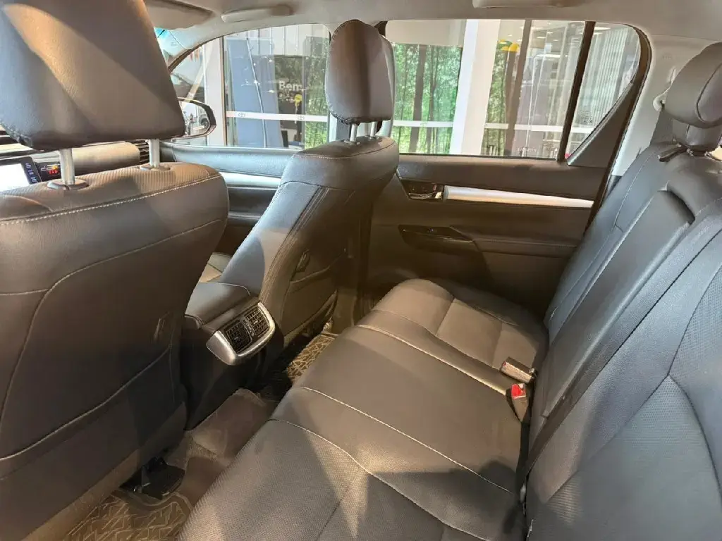 galeria HILUX