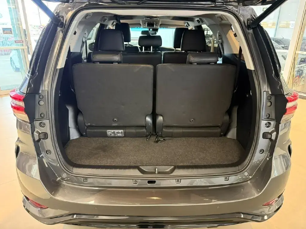 galeria HILUX SW4
