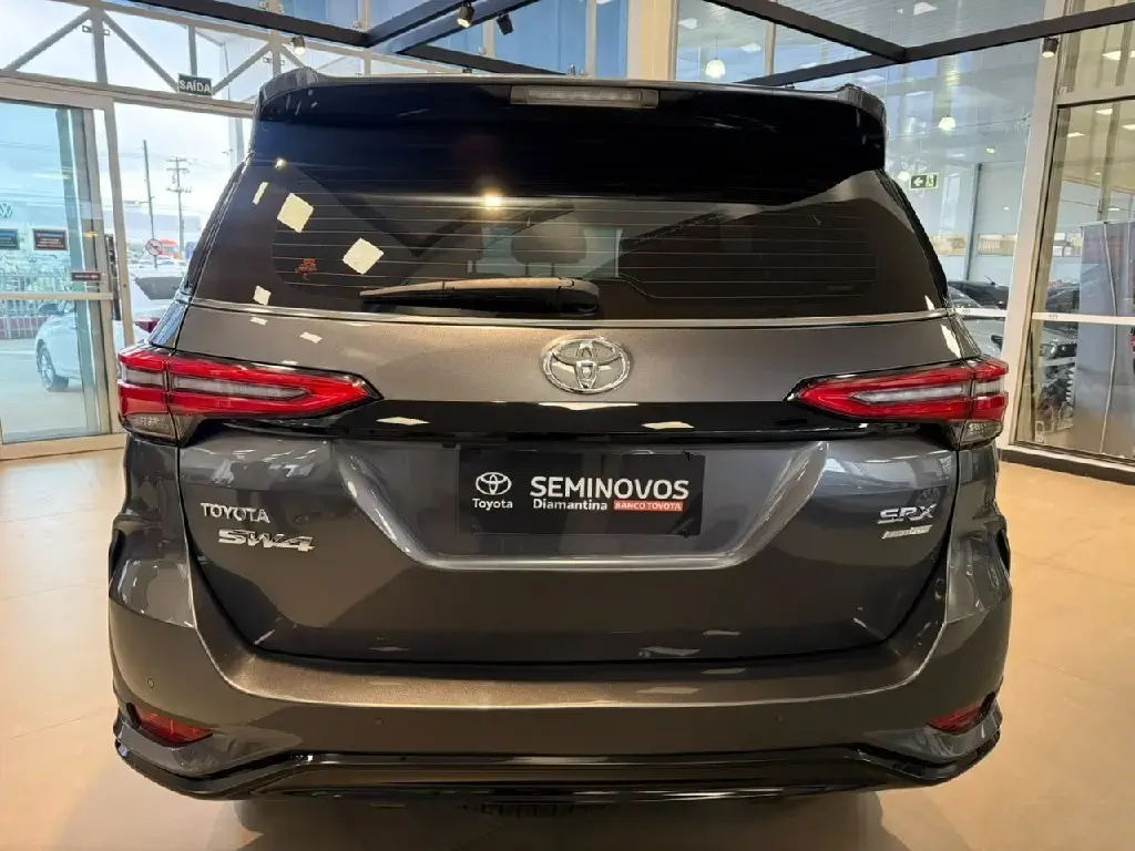 galeria HILUX SW4