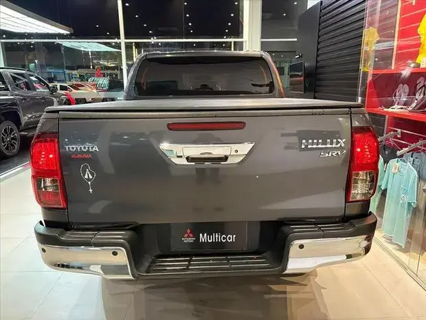 Toyota HILUX 2.8 D-4D TURBO DIESEL CD SRV 4X4 AUTOMÁTICO