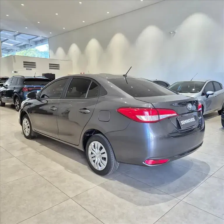 galeria YARIS
