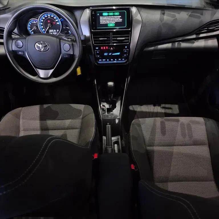 galeria YARIS