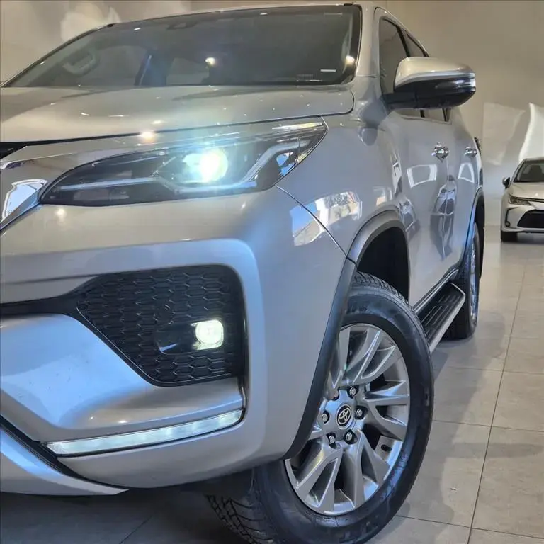 galeria HILUX
