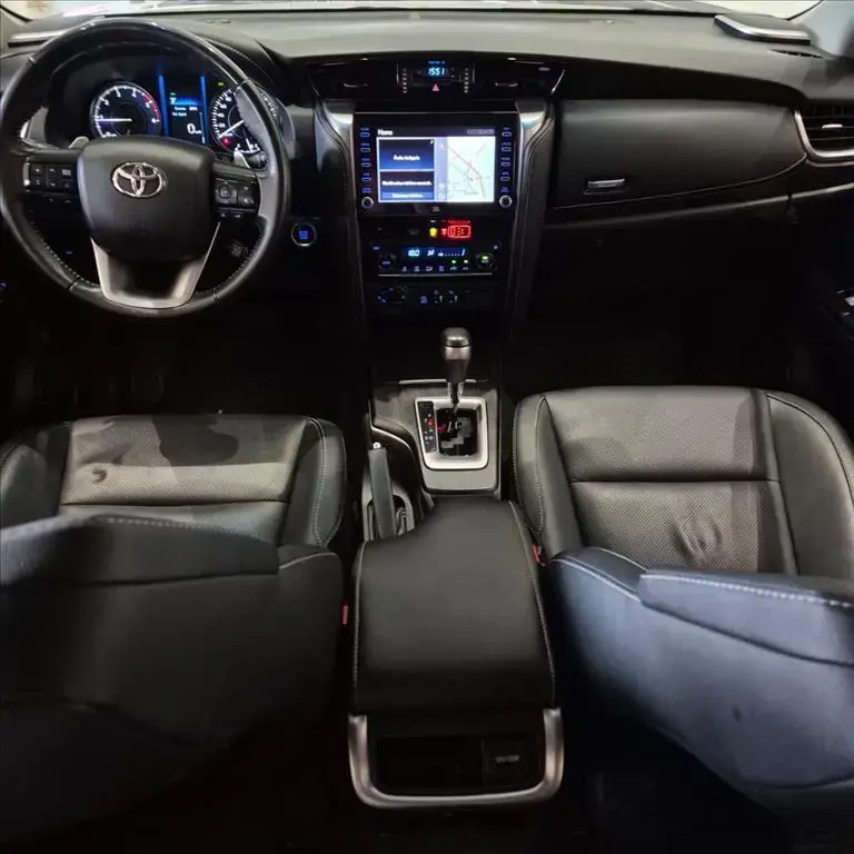 galeria HILUX