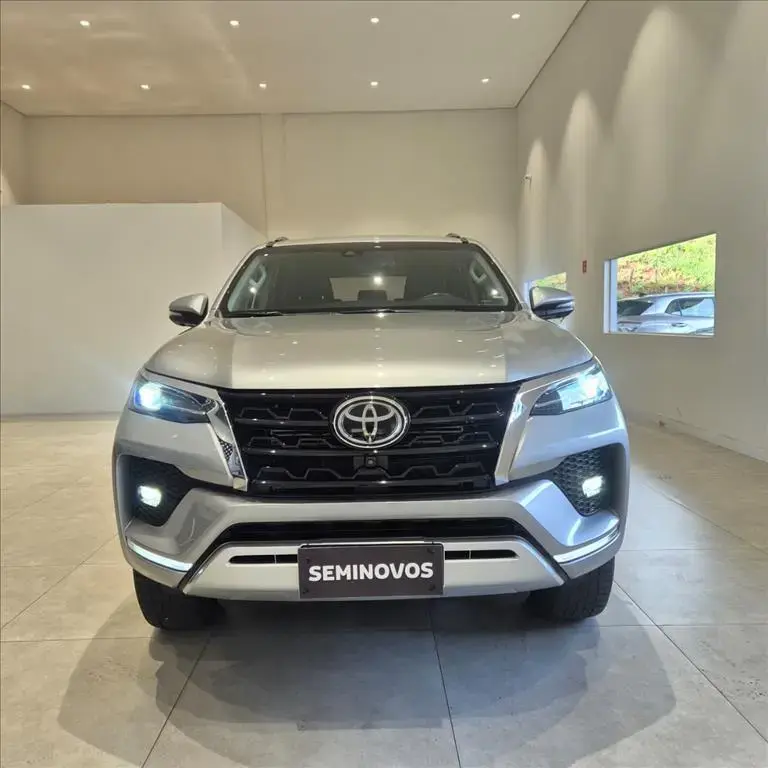 galeria HILUX