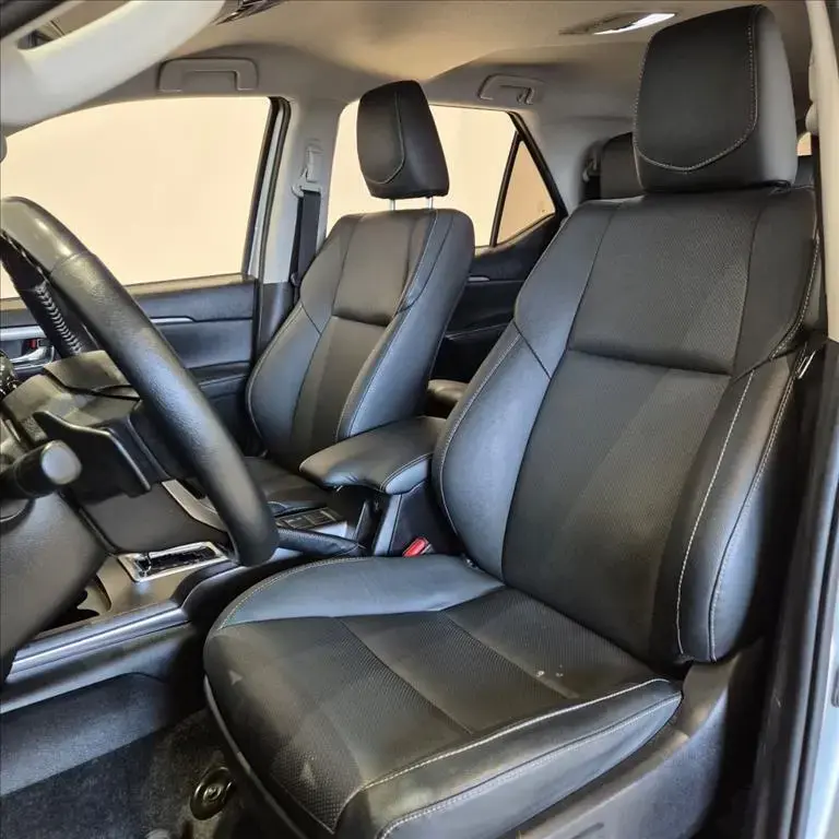 galeria HILUX