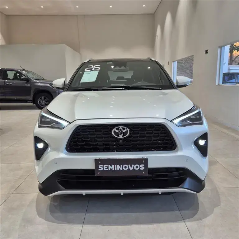 galeria YARIS CROSS