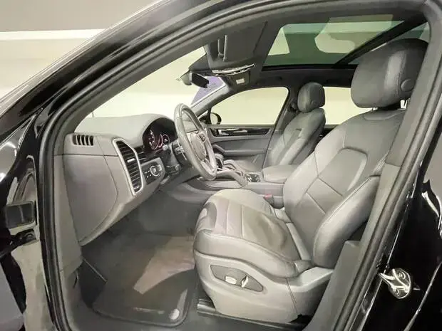Porsche Cayenne 3.0 V6 340cv