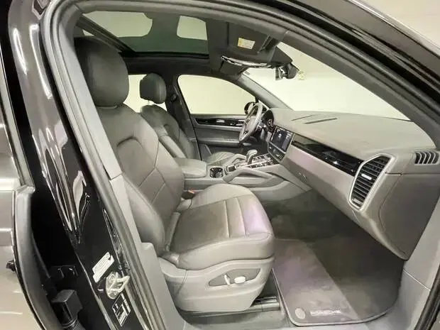 Porsche Cayenne 3.0 V6 340cv