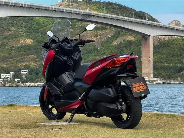 Yamaha XMAX ABS